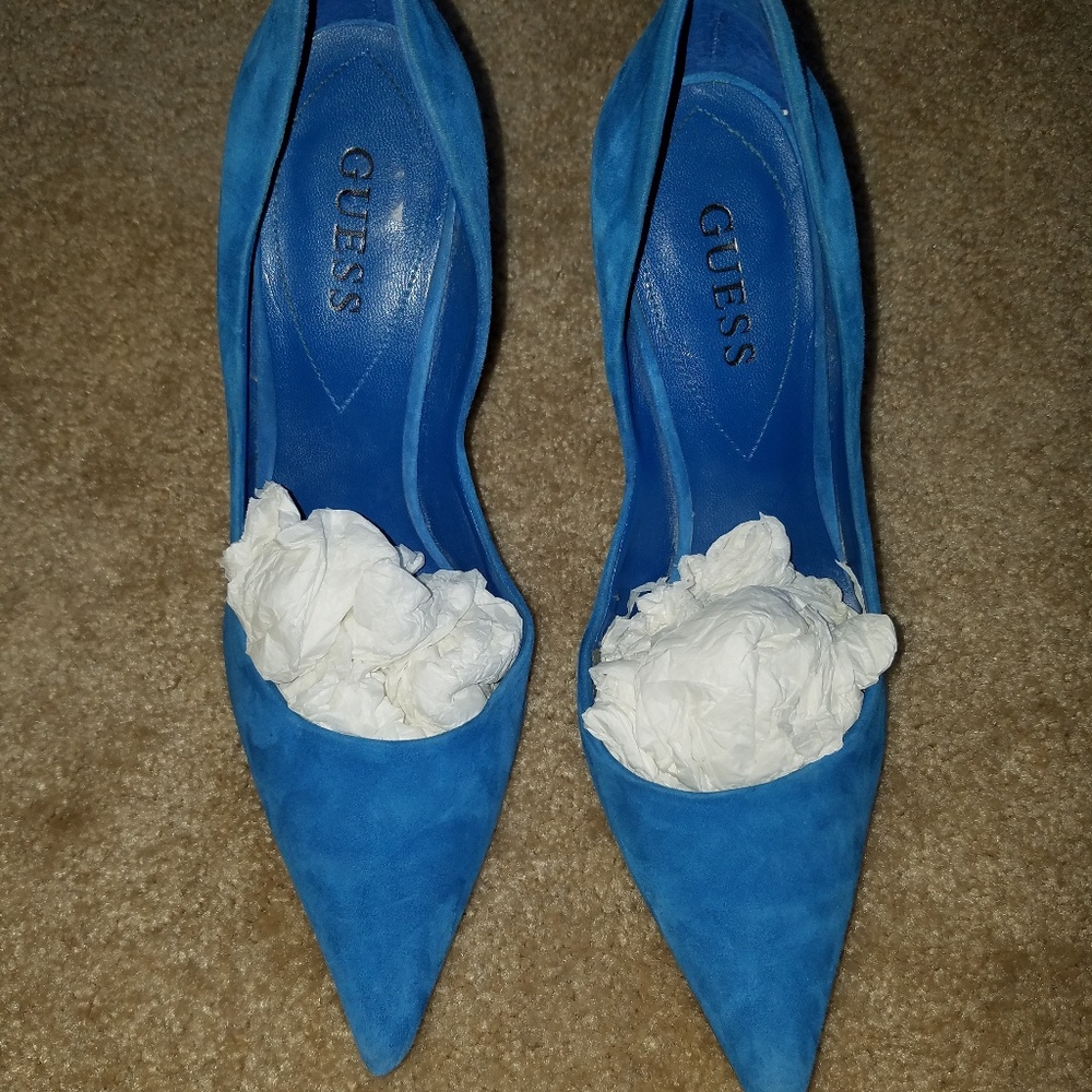 GUESS pumps size 9